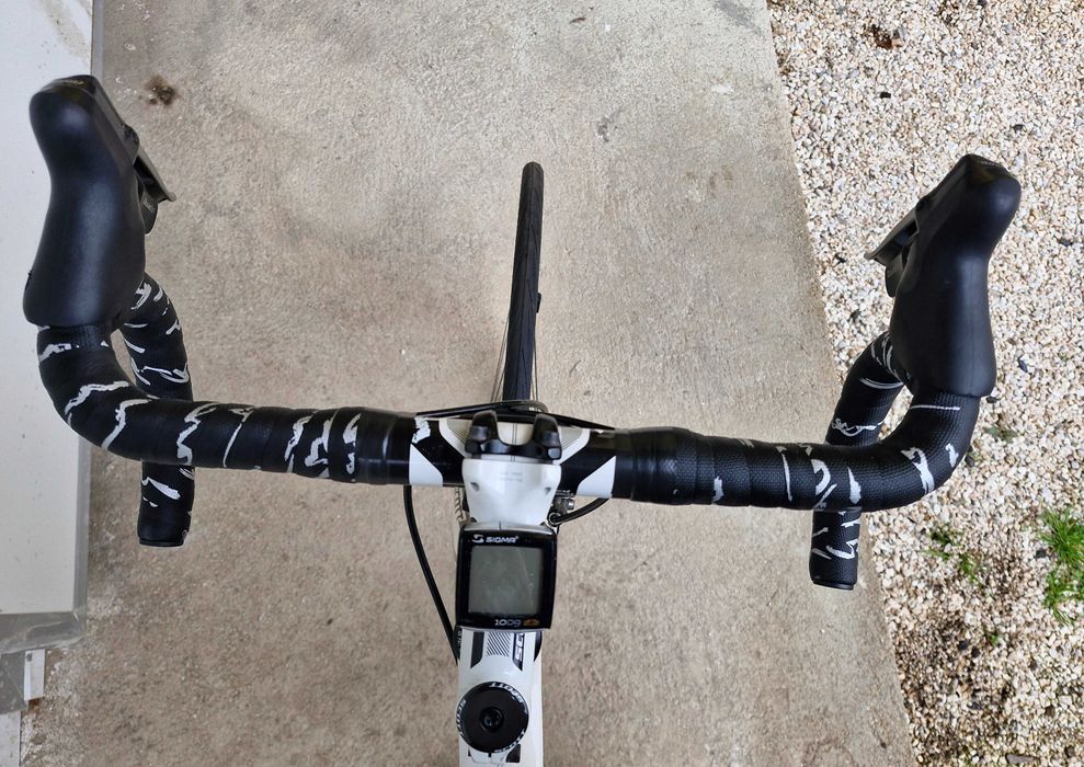 Карбонов Шосеен Велосипед  Scott CR1 Elite Carbon Road Bike