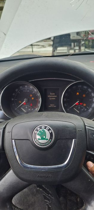 Volan cu comenzi skoda superb 2 volanu se vinde fara airbag