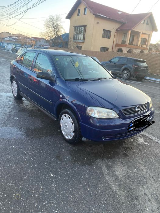 Vând opel astra G