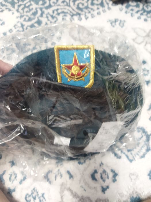 Головные уборы военные