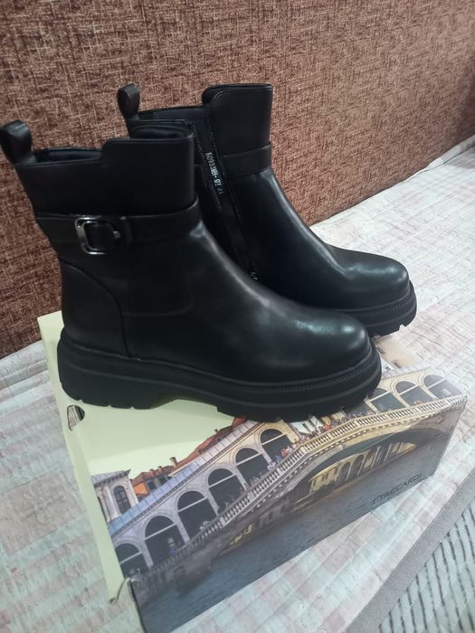 Продам ботинки осенне-весенние