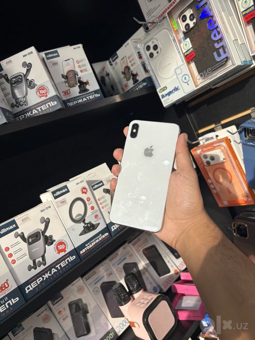 Iphone xs max yaxw holatda