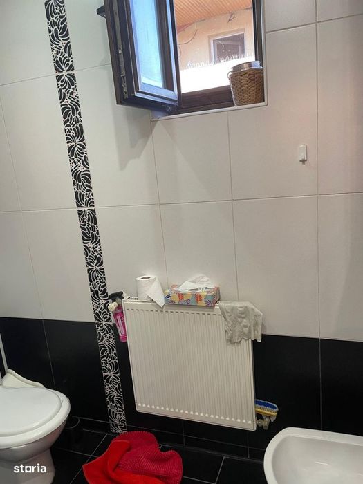 Locuință elegantă cu curte amenajată –  în spatele Pieței Delfinul