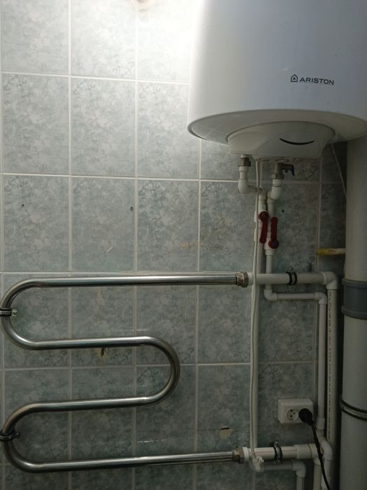 Продается квартира 2мкр 2 комнаты