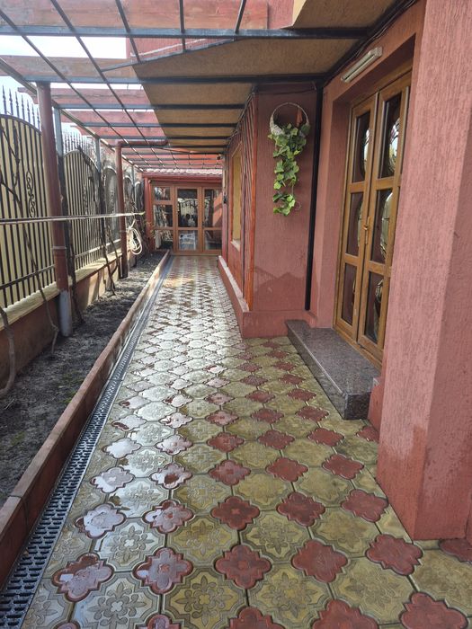 Cazare echipe muncitori Eforie Nord – condiții bune, preț avantajos!