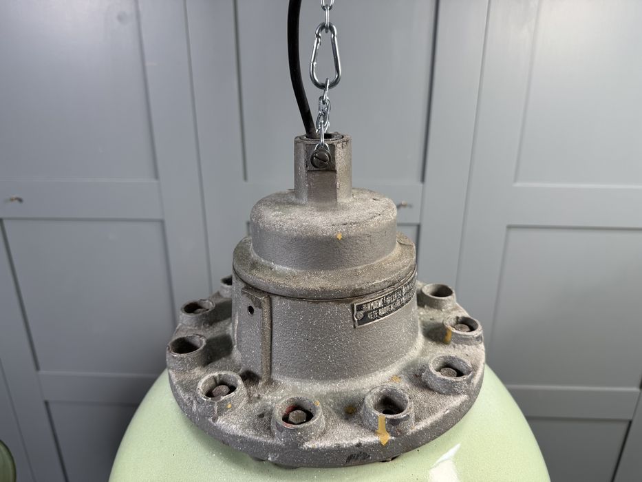 Индустриални лампи - пендели Р390