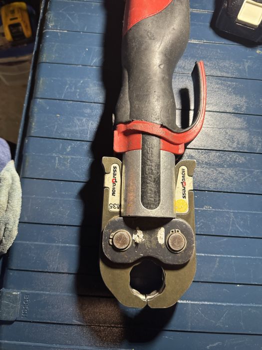 Presa Novopress ACO 202