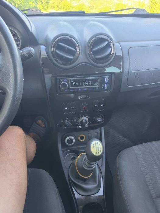 DACIA Duster 2010 — imagine 4