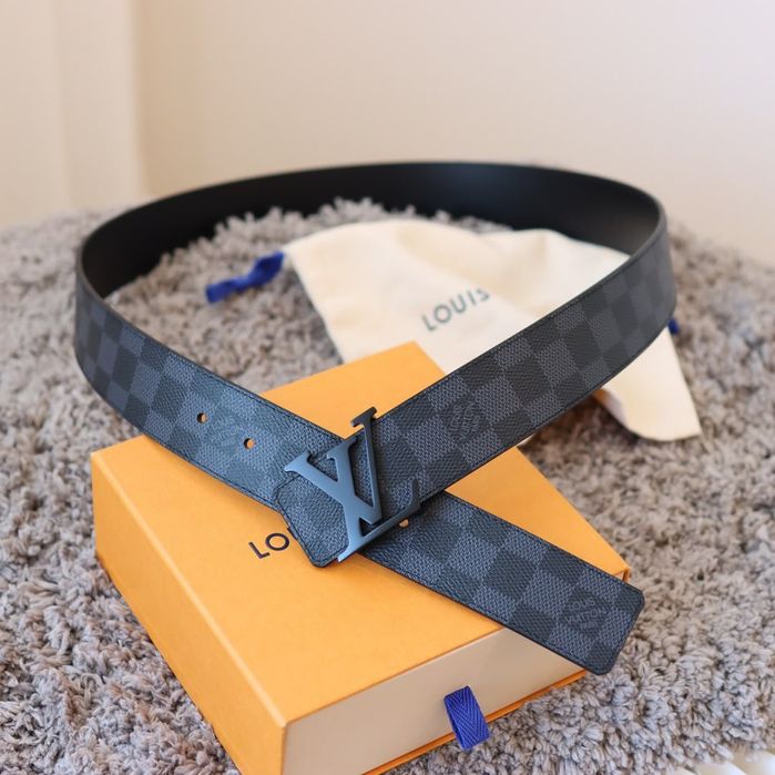 Louis Vuitton belt