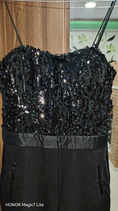 Salopetă neagră elegantă mărimea M 38