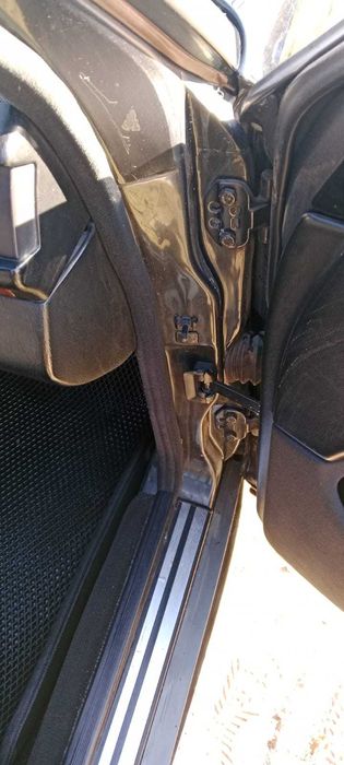 Продам машину Мерседес Е 124