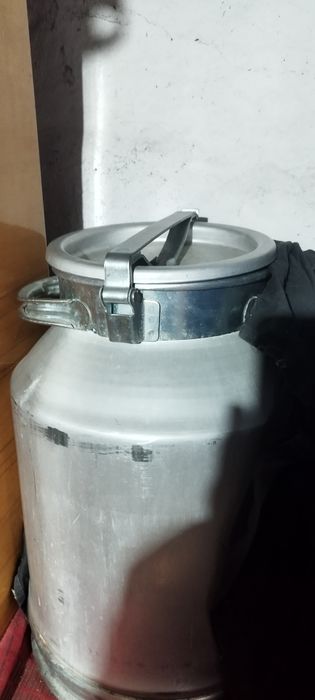 Продам алюминиевую флягу 40литров