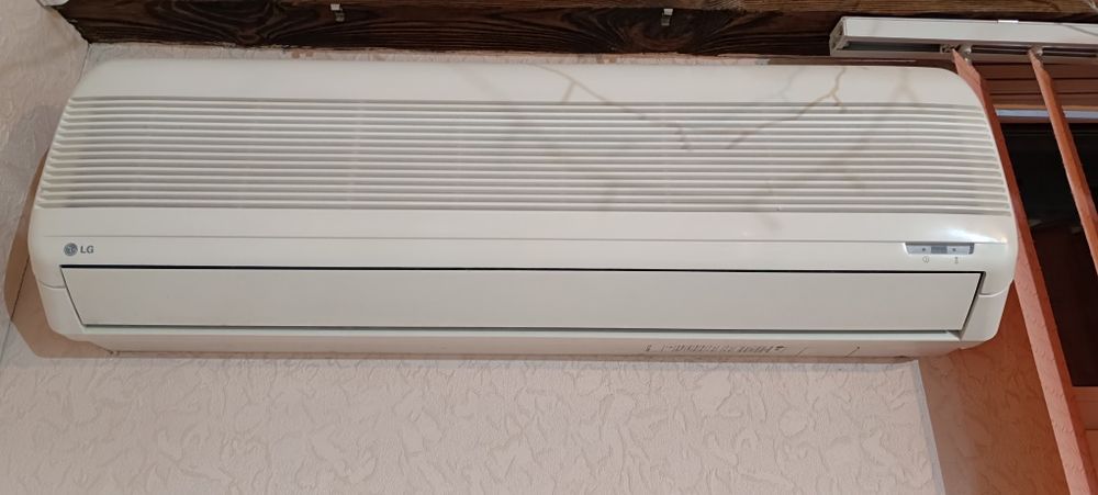 Продам 2 кондиционера 12,лджи цена за один