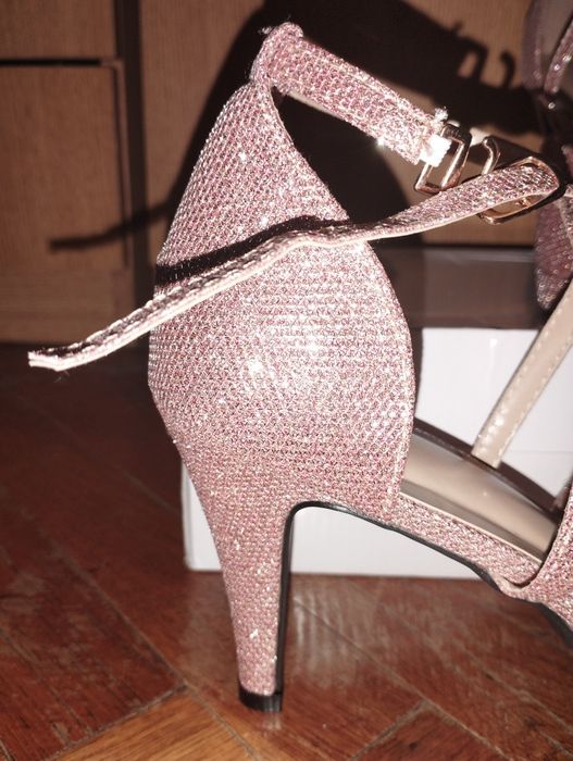 Комплект бални обувки и чанта