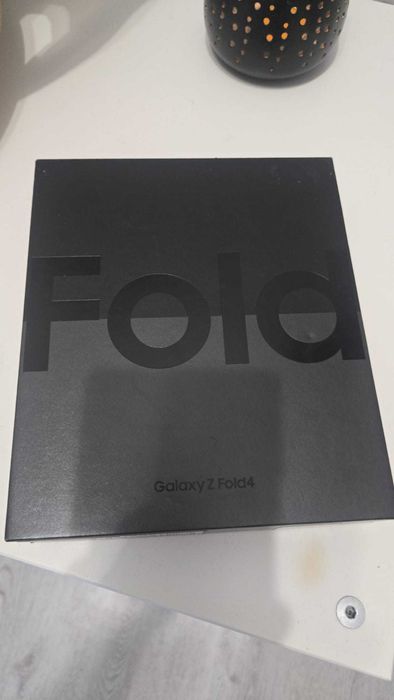 cutie FOLD 4  si Folie S25 Plus, husa A56 -originale !!