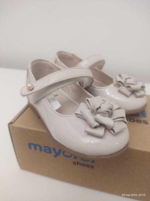 Pantofi Mayoral mărimea 23