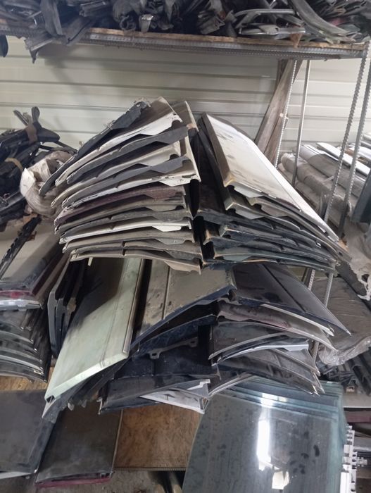 Молдинг (листва) Mercedes W140