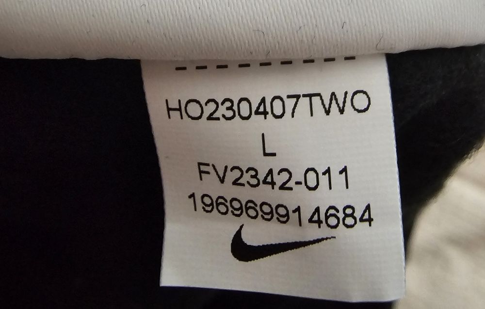 Долнища и суичър Найк