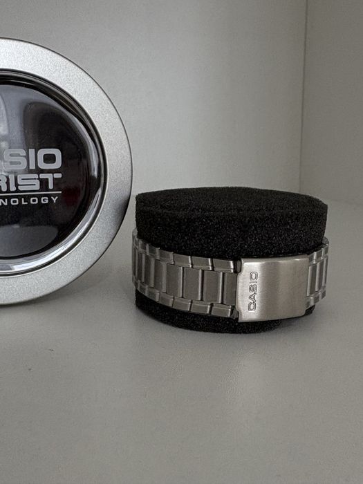 Новые наручные часы CASIO MTP 1183 оригинальные