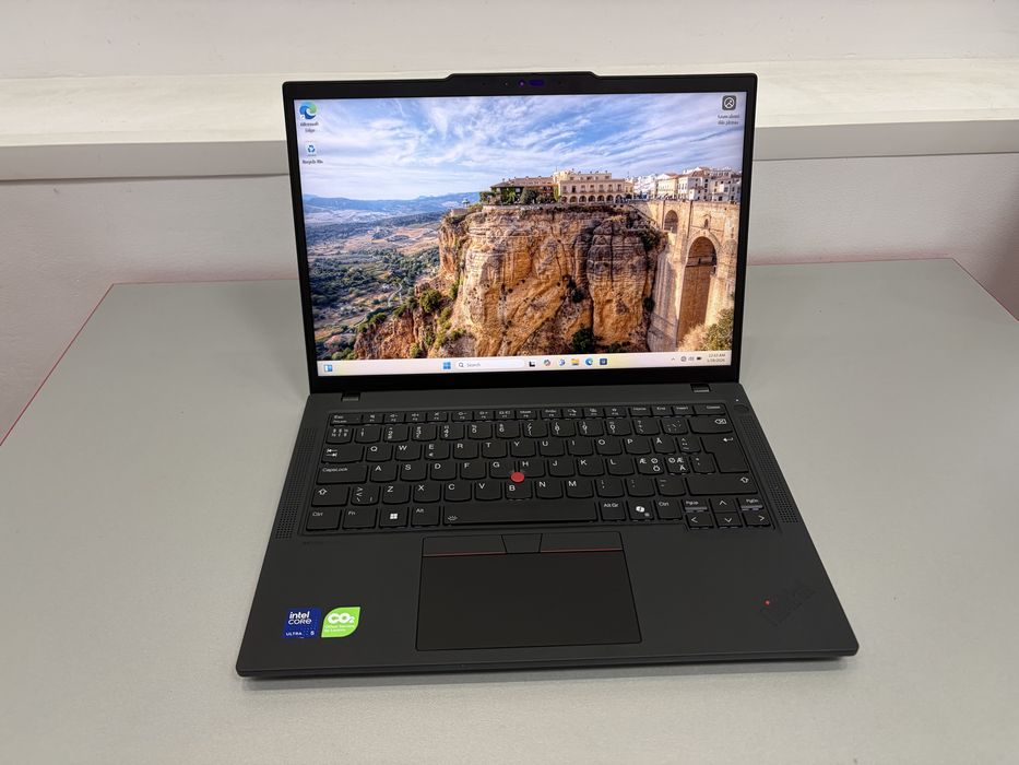 Lenovo ThinkPad T14 Gen 6, 14”, Core Ultra 5, 225U, 16GB RAM, SSD 256