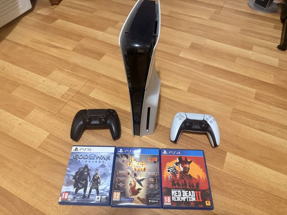Ps 5 slim 1tb disk +jocuri si cont