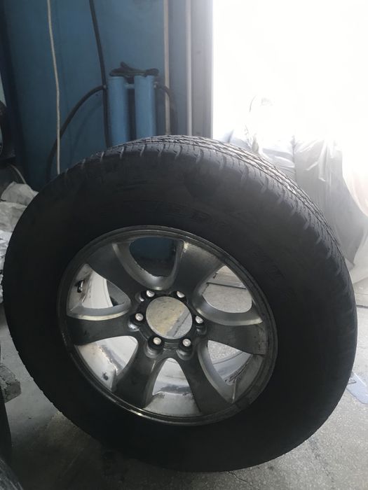 Продам диски с резиной 265/65/17’