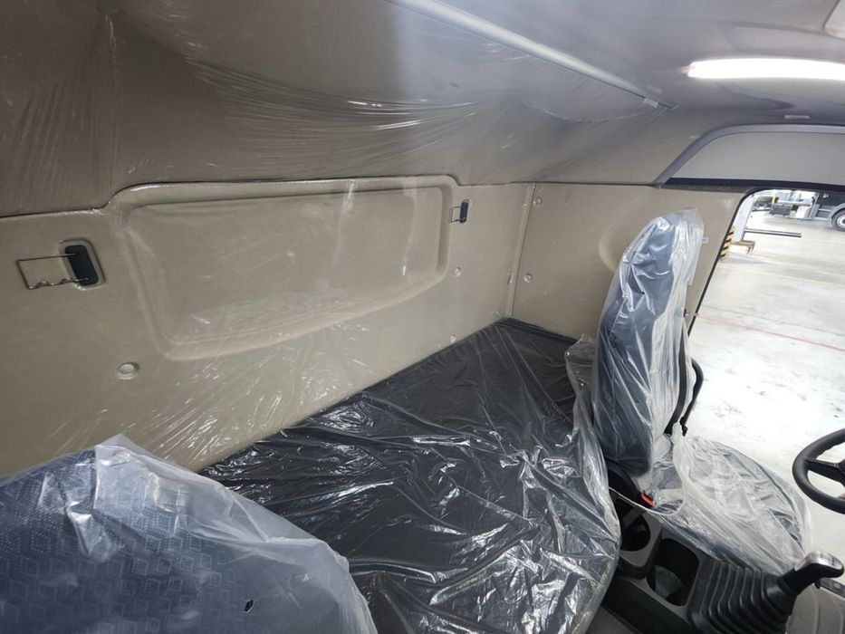 Самосвал HOWO-T7S 6x4 - 25 т  20 куб.м Sinotruk