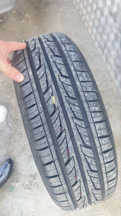 Продам летние шины 195/65/15