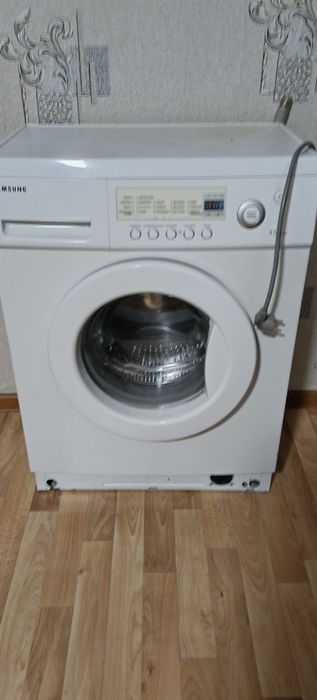 Продам стиральную машину Самсунг