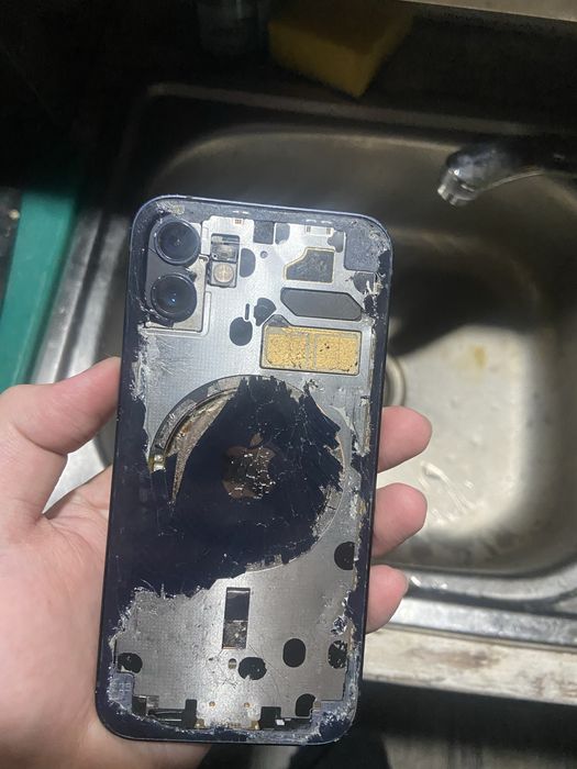 iphone12 akb60 64gb