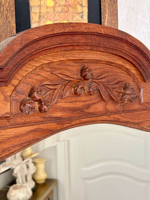 Oglinda mare cu rama din lemn sculptat, 100 cm