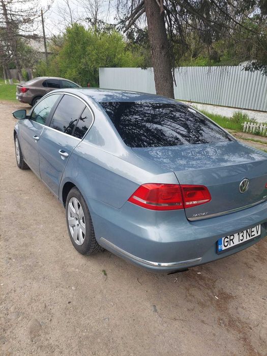 Vând Volkswagen Passat
