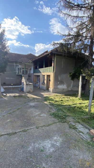 Продава се Къща в с. Крушовене, Област Плевен - 200 кв.м за 67 €/кв.м - Снимка #1