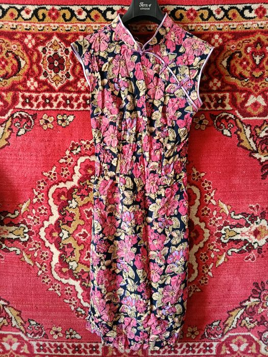 Верхняя женская одежда.