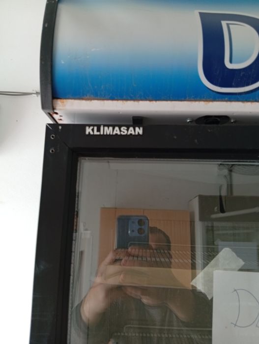 Хладилна Витрина  Klmasan