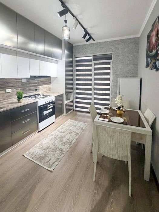 Green Park Продается 1 комнатная квартира ремонт Махтумкули, Макро