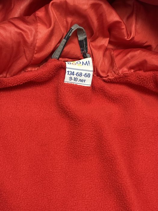 Продам куртку на девочку