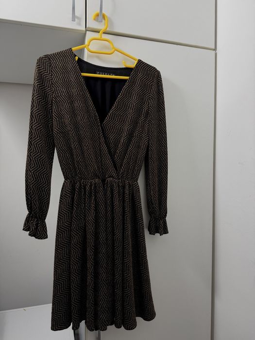 Rochie scurta  Poema