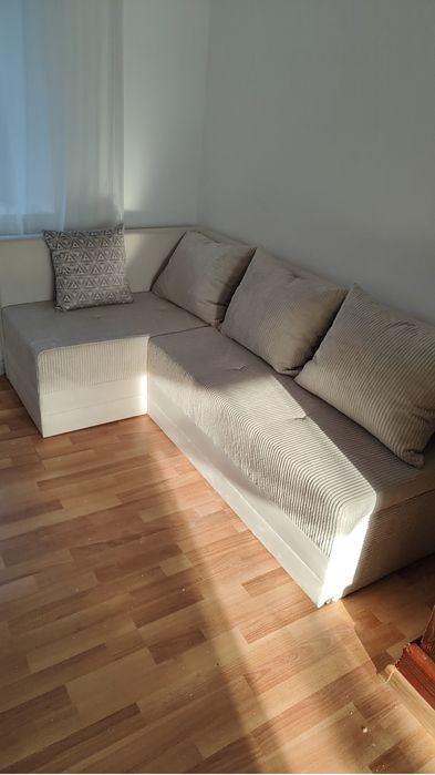 Coltar extensibil cu ladă de depozitare Aramo, bej / bej deschis