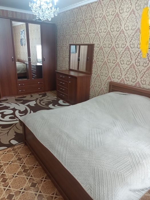 Продам спальный гарнитур