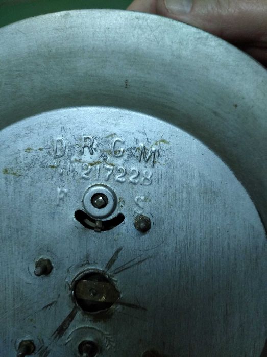 Ретро стенен часовник - Д.Р.С.М.