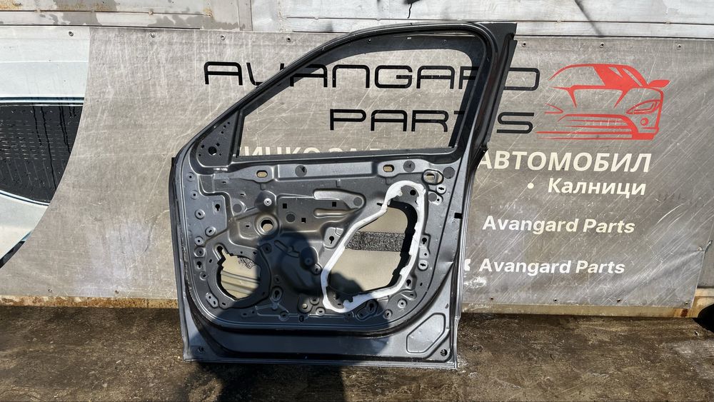 3 броя задна дясна и 2 броя предна дясна врата Peugeot 2008 23г