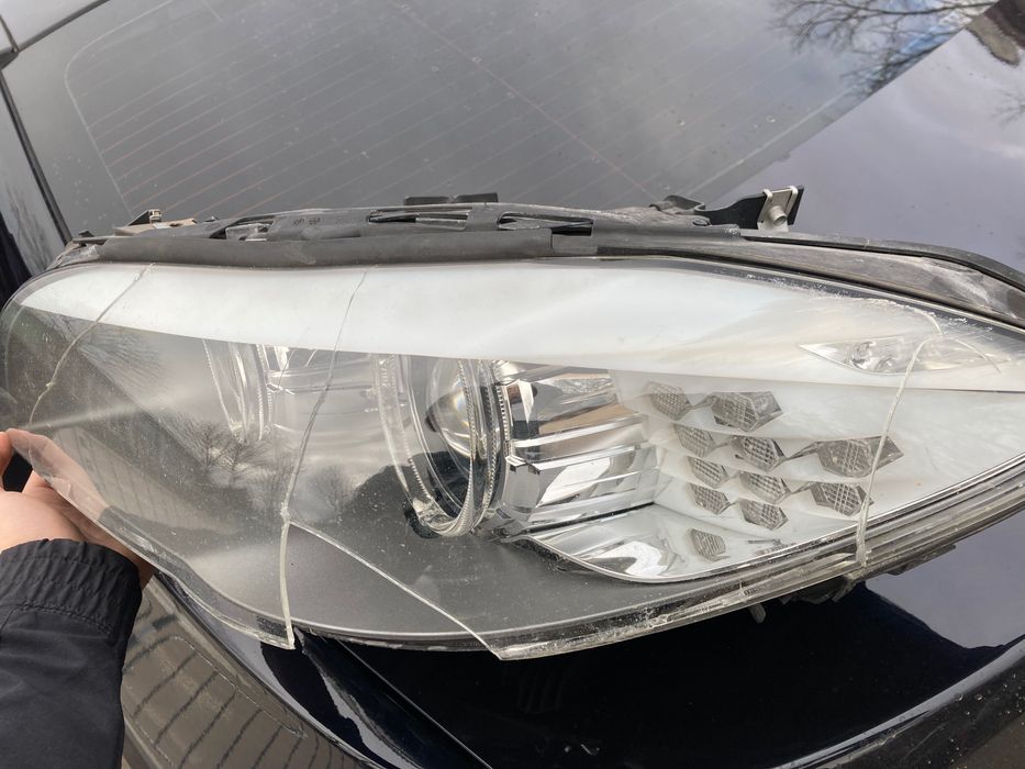 БМВ Ф10 ЗАВИВАЩ ФАР преди фейса със забележка стъкло