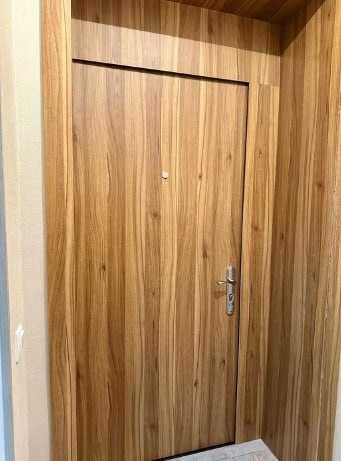 Сталинка Высокопотолочка   Шота-Руставели 2/3/4