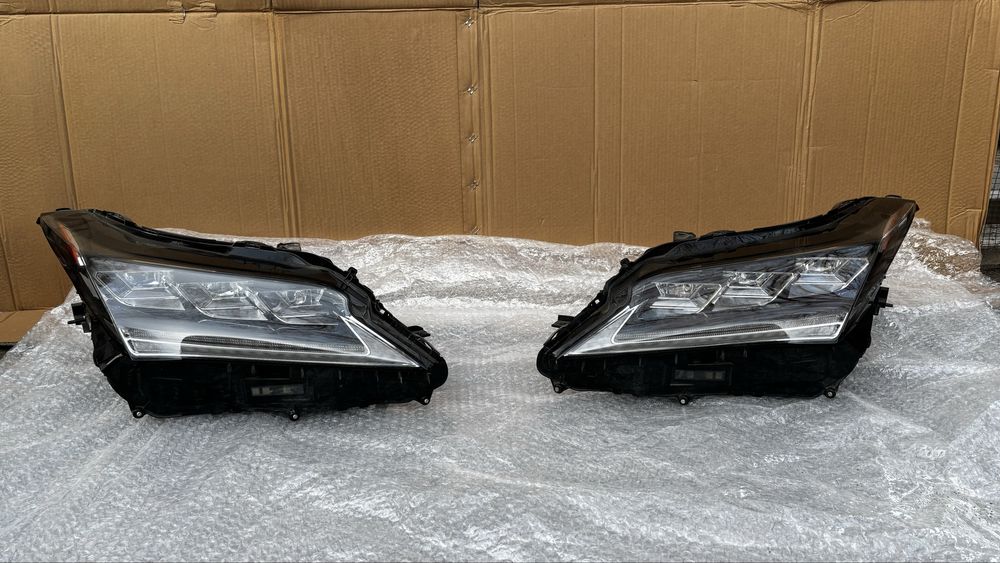 Фары на Lexus Rx