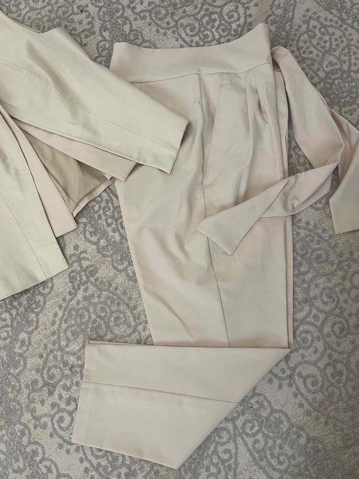 Шикарный костюм из Serginetti