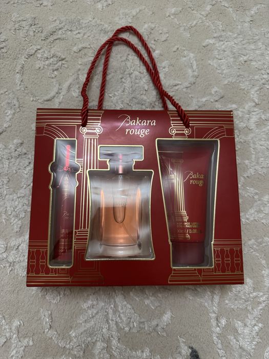 Bakara rouge padarichny nabor