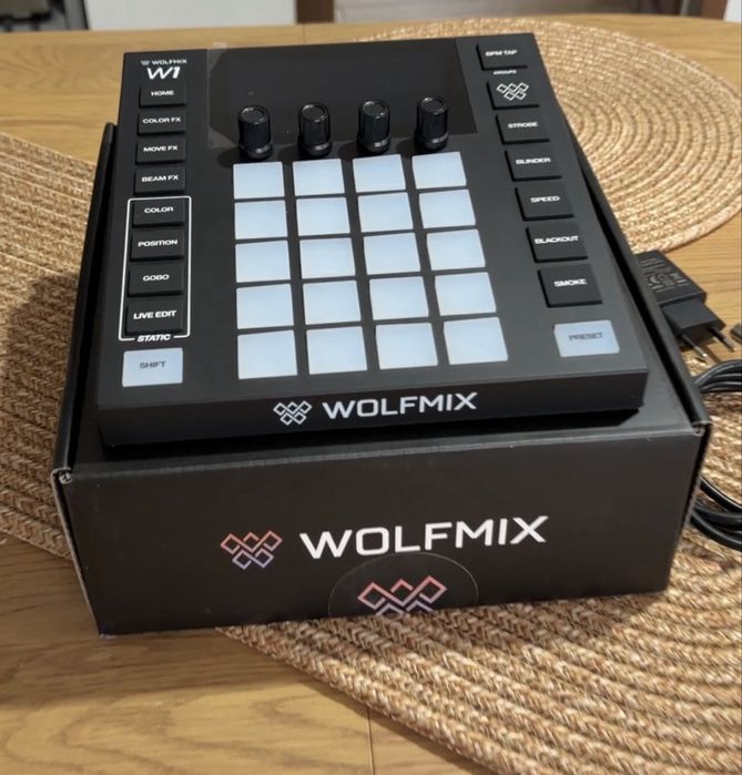 Consola lumini Wolfmix