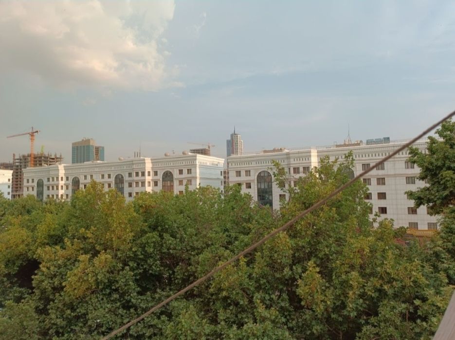 Аренда Кивартира шайхонтохур район навоий коча напротив ташкент сити