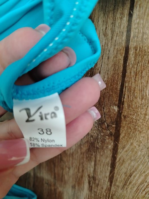 Costum de baie din doua piese nou fără eticheta mărime M